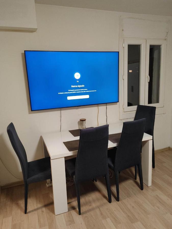 Tomy Lejlighed Koper Eksteriør billede